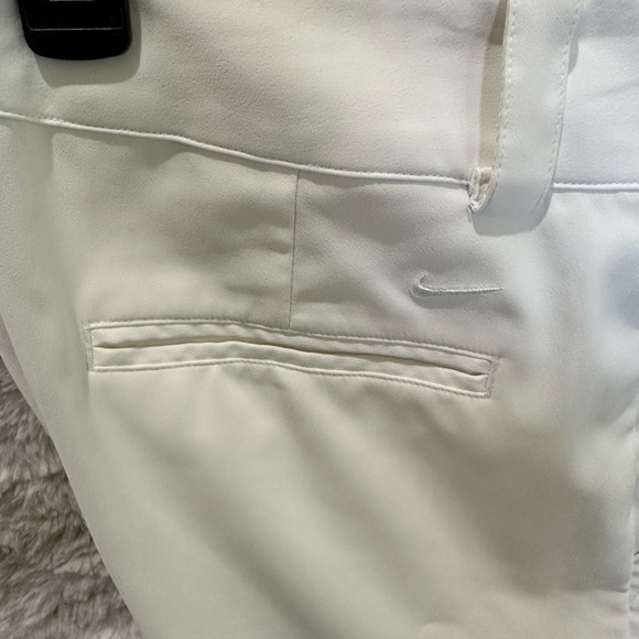 Nike Golf Tour Performance Capri Pants Size 6 - Picture 2 of 7